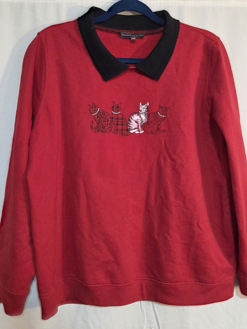 Classic Editions Size Lg Red Sweatshirt with Black Collar and Cat Embroidery